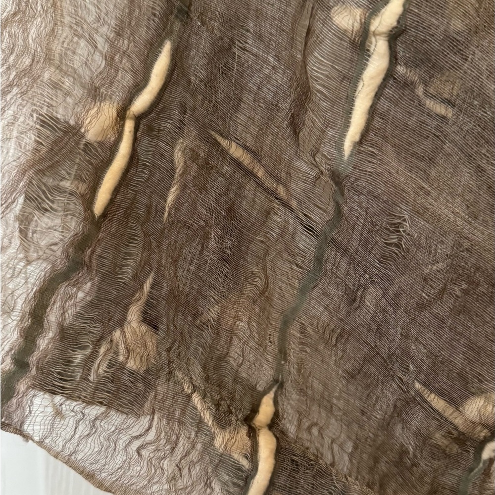 🦖Textured Gray/Brown & Cream Scarf